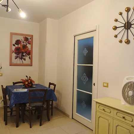 La Pecora Al Mare * אולביה